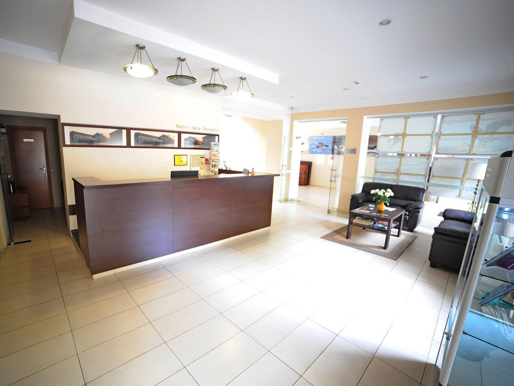 Deims Hotel Silute Luaran gambar